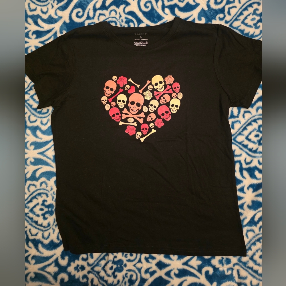 Shein Black Tee with Skull Heart Design